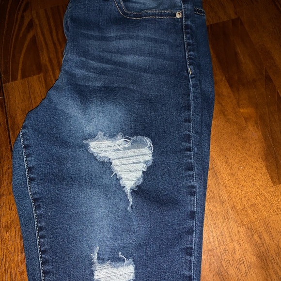 Elite Jeans 13/14 distressed Mid Rise Ankle dark wash frayed hem - Picture 2 of 8